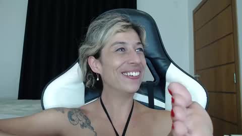 Snapshot of lettywild chatting on March 6, 6:59 pm Lettywild Queen of Spades online show from March 6, 6:59 pm