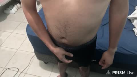 Snapshot of leu390 chatting on February 22, 10:41 pm Leu390 online show from February 22, 10:41 pm