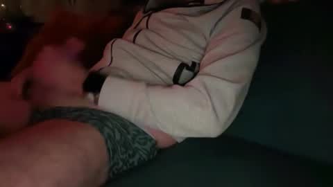 leukurrt online show from February 10, 8:13 pm