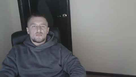 lev1ngston online show from December 29, 2:52 pm