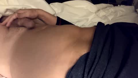 Snapshot of levec7 chatting on January 1, 7:41 am levec7 online show from January 1, 7:41 am