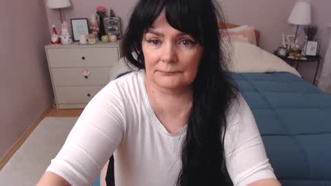 Mary online show from December 22, 1:22 pm