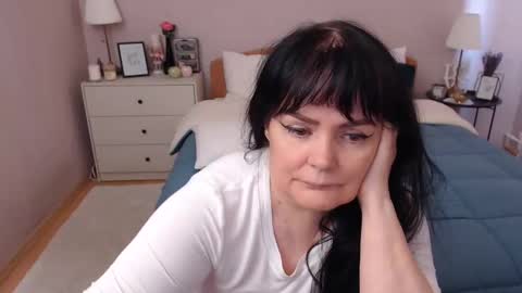 Mary online show from January 24, 1:25 pm