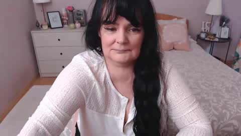 Mary online show from October 1, 12:11 pm