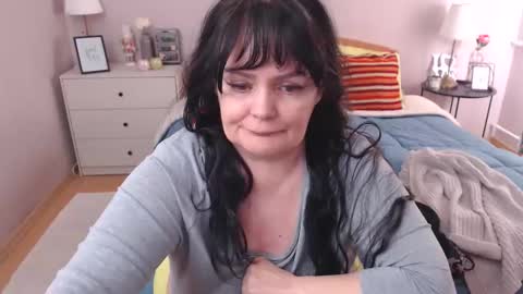 Mary online show from March 4, 1:28 pm