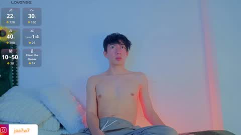 Levi  online show from April 15, 3:52 pm