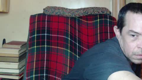 Snapshot of levon48 chatting on January 22, 2:04 am levon48 online show from January 22, 2:04 am