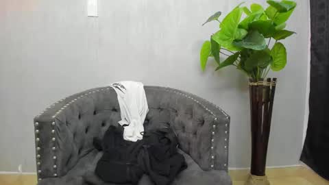 Snapshot of levy_steve chatting on January 19, 6:09 am LevySteven online show from January 19, 6:09 am