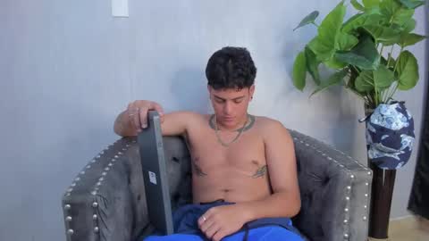 Snapshot of levy_steve chatting on January 23, 11:04 am LevySteven online show from January 23, 11:04 am