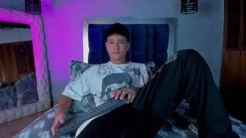 Snapshot of levy_steve chatting on January 24, 4:16 am LevySteven online show from January 24, 4:16 am