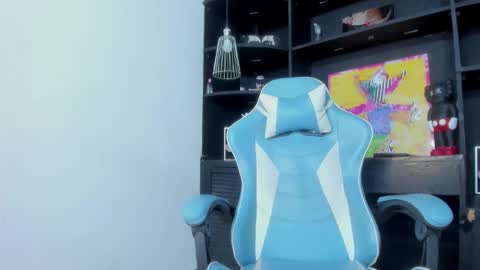 Snapshot of levy_steve chatting on February 8, 6:33 am LevySteven online show from February 8, 6:33 am