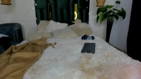 Snapshot of levy_steve chatting on February 14, 7:07 am LevySteven online show from February 14, 7:07 am