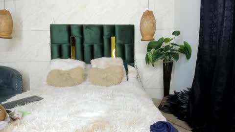 Snapshot of levy_steve chatting on February 17, 8:04 pm LevySteven online show from February 17, 8:04 pm