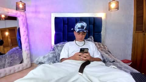 Snapshot of levy_steve chatting on February 20, 6:06 am LevySteven online show from February 20, 6:06 am