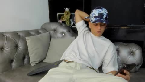 Snapshot of levy_steve chatting on February 21, 5:24 am LevySteven online show from February 21, 5:24 am