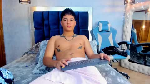 Snapshot of levy_steve chatting on March 7, 6:46 am LevySteven online show from March 7, 6:46 am