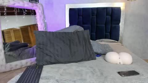 Snapshot of levy_steve chatting on November 17, 11:05 am LevySteven online show from November 17, 11:05 am