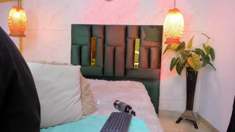 Snapshot of levy_steve chatting on December 3, 4:53 am LevySteven online show from December 3, 4:53 am