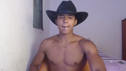 Snapshot of lewis_ly chatting on July 1, 3:12 pm i am lewis ly EDUARDO MEMDOZA15 online show from July 1, 3:12 pm