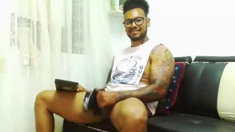 Lewis Strong online show from January 5, 12:20 am