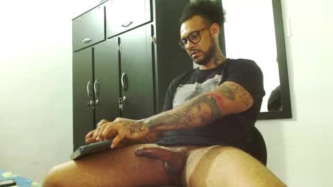 Lewis Strong online show from September 15, 6:41 pm