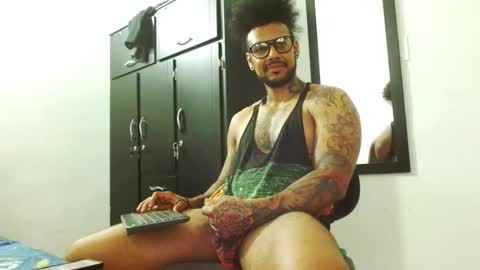 Lewis Strong online show from September 18, 6:10 pm