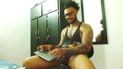 Lewis Strong online show from September 20, 10:33 pm