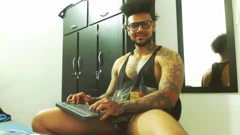 Lewis Strong online show from October 14, 6:52 pm