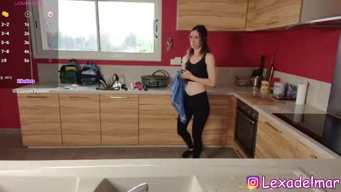 Snapshot of lexa_del_mar chatting on February 21, 8:40 am Lexa del mar online show from February 21, 8:40 am