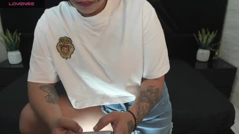 lexa online show from April 22, 7:15 pm