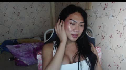 Hev Lexi online show from June 3, 11:35 am