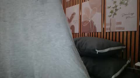 Snapshot of lexi818 chatting on June 7, 12:15 am lexianna online show from June 7, 12:15 am