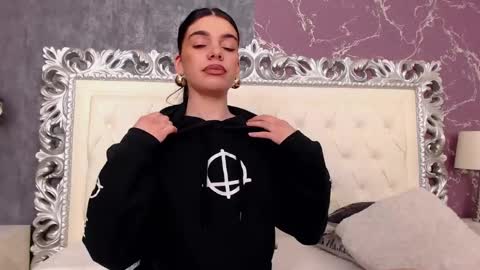lexi__vicious online show from December 23, 7:49 am