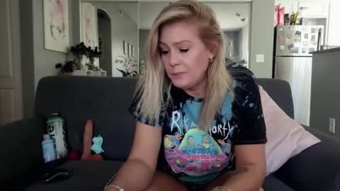 Lexi online show from September 16, 5:25 pm