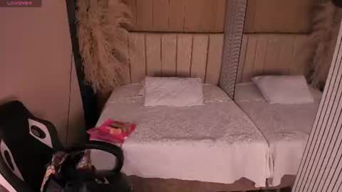 Snapshot of lexiadamss chatting on July 16, 12:33 pm Lexi Adams online show from July 16, 12:33 pm
