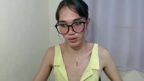 lexibabe_ online show from September 30, 4:01 pm