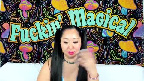 Lexie Mack online show from December 15, 5:50 pm