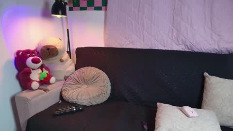 Lixie And Nte online show from November 28, 2:25 am