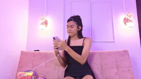 Snapshot of lexielancaster_cr chatting on June 20, 7:49 pm lexielancaster cr online show from June 20, 7:49 pm