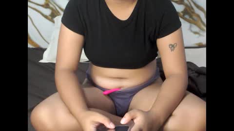 Snapshot of lexielar chatting on May 10, 2:00 pm LEXIE online show from May 10, 2:00 pm