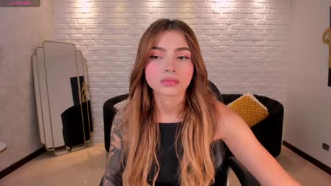 Snapshot of lexiewayne chatting on January 7, 7:38 pm Lexie online show from January 7, 7:38 pm