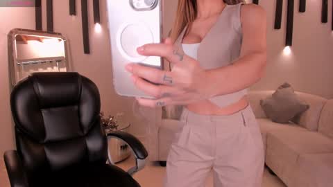 Snapshot of lexiewayne chatting on January 15, 8:26 pm Lexie online show from January 15, 8:26 pm