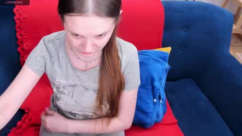 Snapshot of lexihoward chatting on February 19, 9:50 am Lexi online show from February 19, 9:50 am