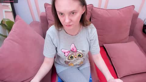 Snapshot of lexihoward chatting on October 13, 6:24 am Lexi online show from October 13, 6:24 am