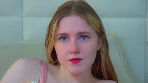 Lexi online show from June 3, 11:02 am