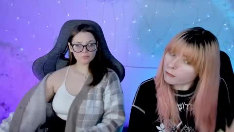 Snapshot of lexiwenford chatting on February 11, 6:19 am Lexi Wenford NO NUDE GODDESS online show from February 11, 6:19 am