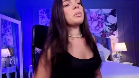 Lexi online show from July 1, 3:19 am