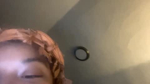 Snapshot of lexxiibo chatting on February 3, 6:24 am lexxiibo online show from February 3, 6:24 am