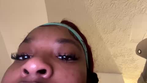 Snapshot of lexxiibo chatting on February 13, 6:16 pm lexxiibo online show from February 13, 6:16 pm