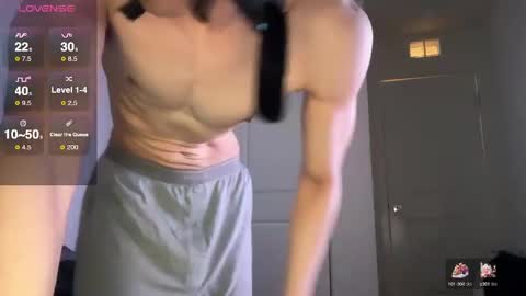 Snapshot of lexxxcazzo chatting on February 17, 3:58 am Dromaeosaurex online show from February 17, 3:58 am